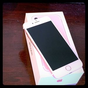 iPhone 7 in Awesome Condition